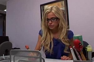 亚洲av无码一区二区记者