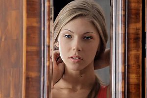 火影小樱大胸被❌爆乳免费