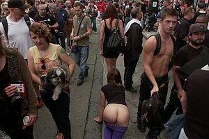 东北老妇性乱交偷拍