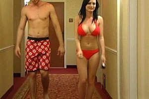 少妇bb喷俄罗斯